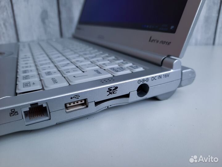 Panasonic CF-NX4 Japan