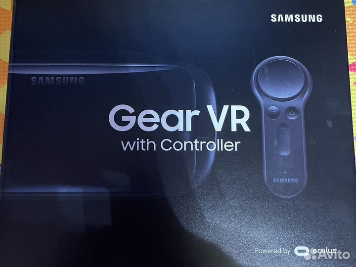 Очки виртуальной реальности с пультом