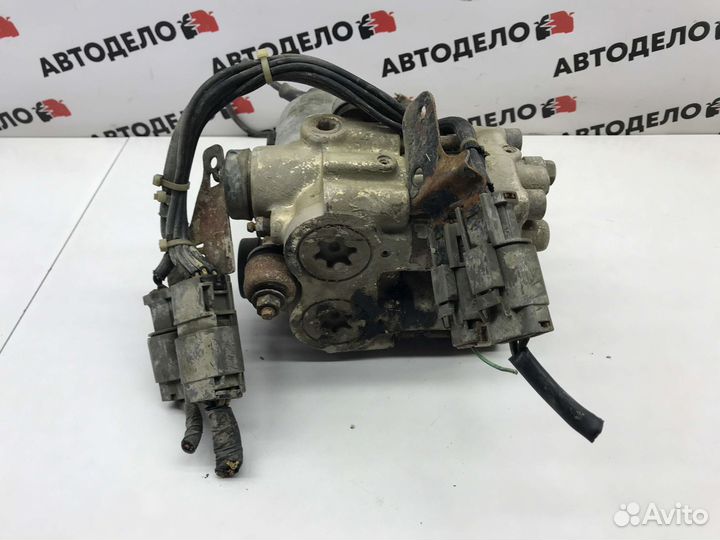 Блок ABS Nissan Primera P10 1993 г.в