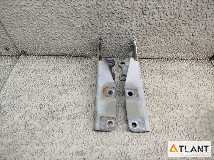 Петля капота nissan otti