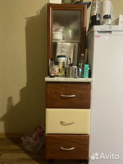 Кухонный шкаф