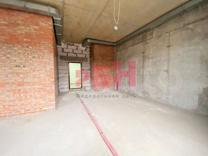 Торгово-офисное в новом доме с отд входом 83.4 квм