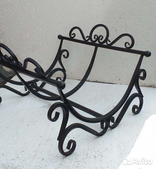 Кованная дровница