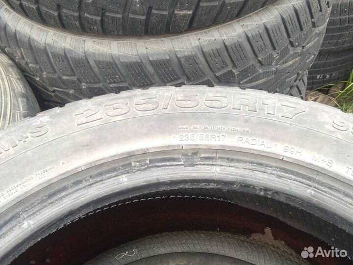 Continental WorldContact 4x4 235/55 R17