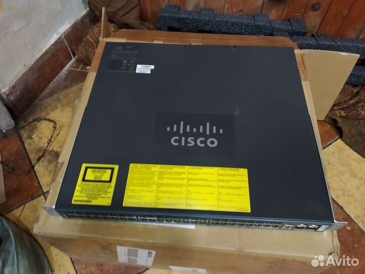 Коммутатор Cisco WS-C4948 CAT4948 48-10/100/1000
