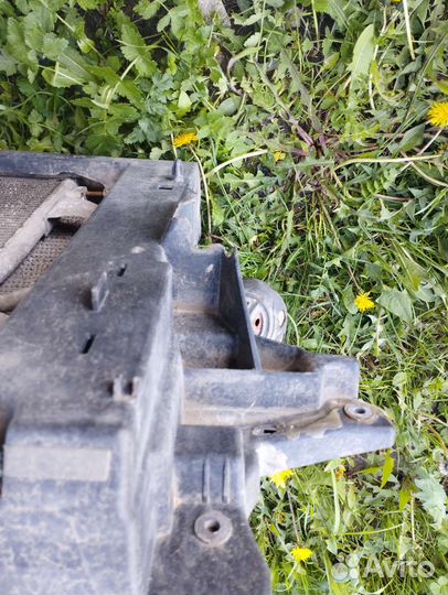 Кассета радиатора. Мицубиси кольт. в сборе