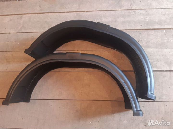 Крылья для легкового прицепа.Новые