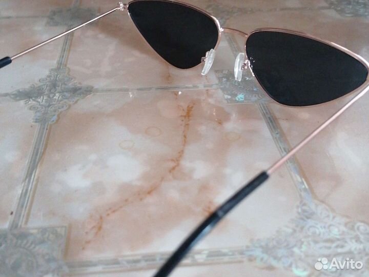 Солнцезащитные очки