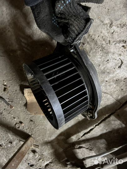 Моторчик печки volvo s70