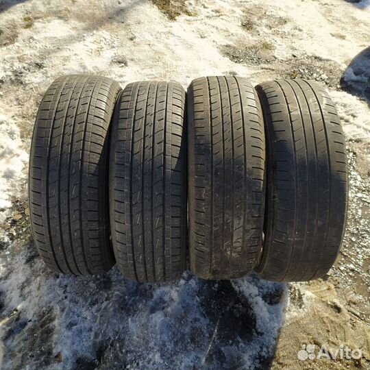 Резина Kumho Eco Solus KL21 235/65 R17 104T