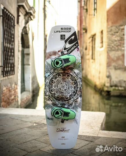 Вейкборд с креплениями Slingshot Contrast by C.D