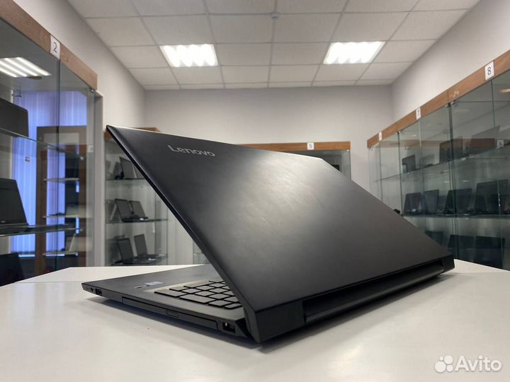 Ноутбук Lenovo (Core i3-6th/ 8gb/ SSD/ FHD)