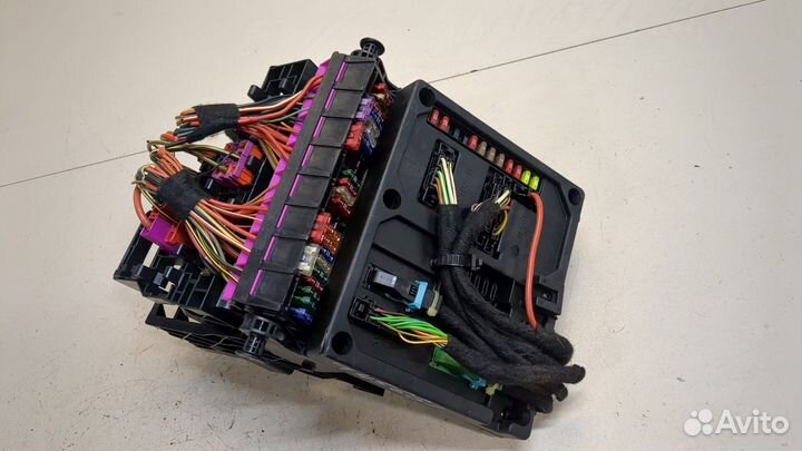 Блок предохранителей Volkswagen Sharan, 2006