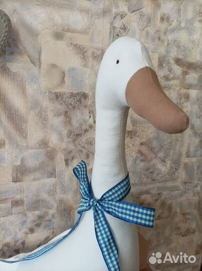 Гусь игрушка из льна или плюша декор детской