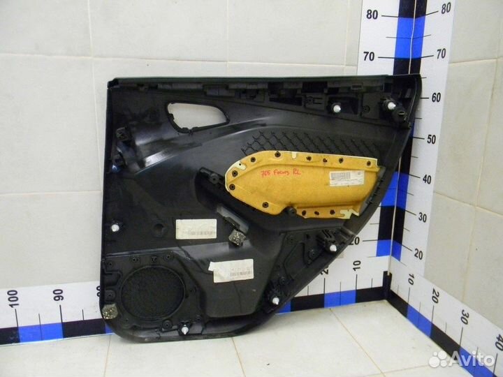 Обшивка двери задней левой Focus III 2011