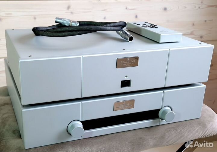 Goldmund Mimesis 37S Предусилитель