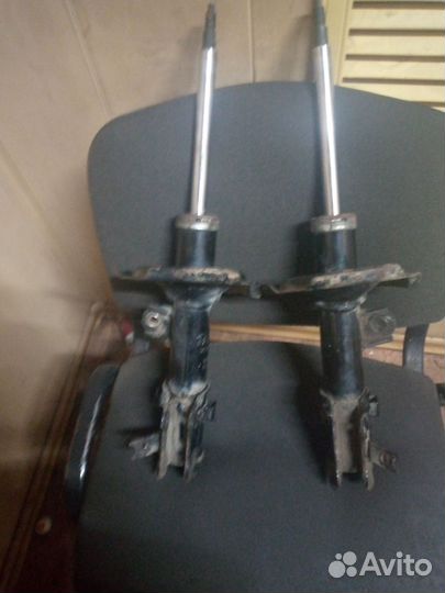 Амортизаторы Киа Рио 2