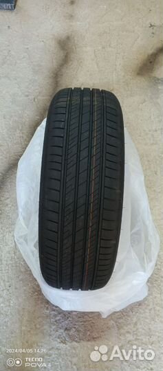 Kumho Solus HS63 215/60 R17