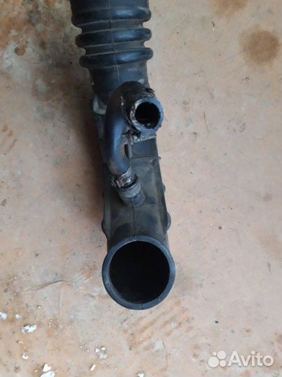 Патрубок воздушного фильтра LADA Granta