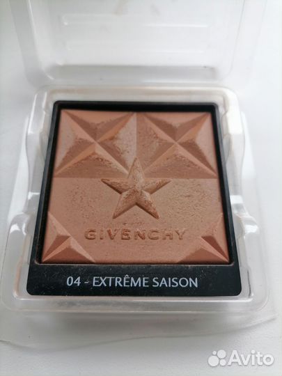 Скульптор Givenchy