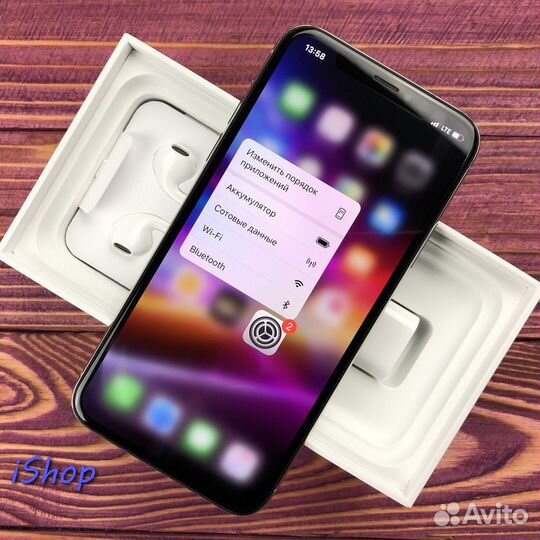 iPhone X, 64 ГБ