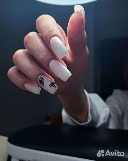Маникюр на дому