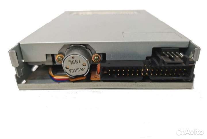 Привод магнитных дисков (дискет)