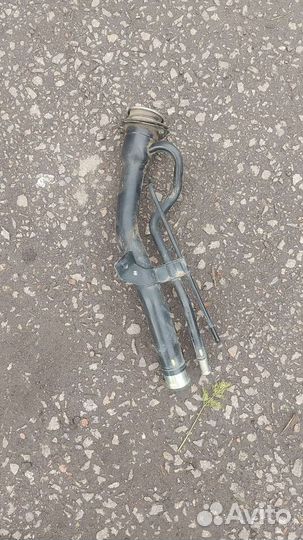 Mitsubishi l200 4 заливная горловина