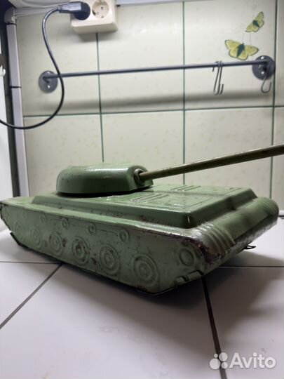 Игрушка танк СССР