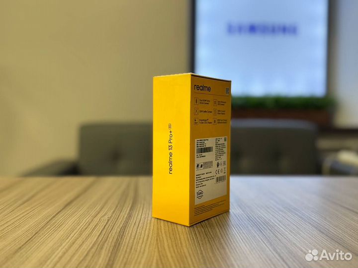 realme 13 Pro+, 8/256 ГБ