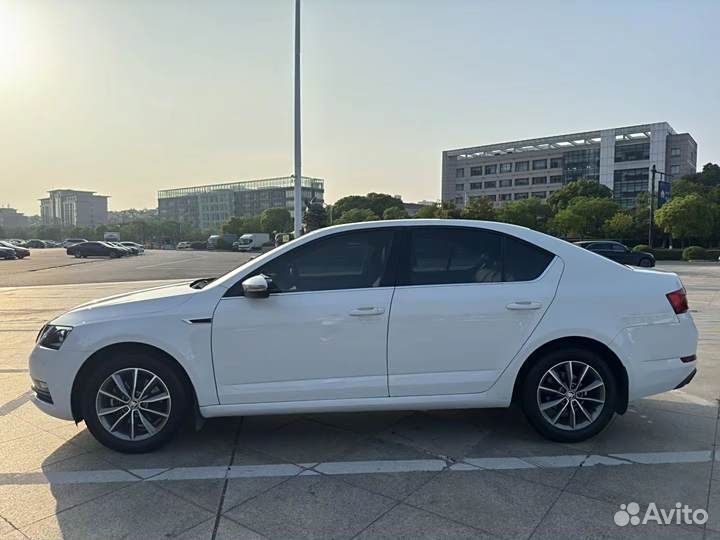 Skoda Octavia 1.4 AT, 2020, 24 600 км