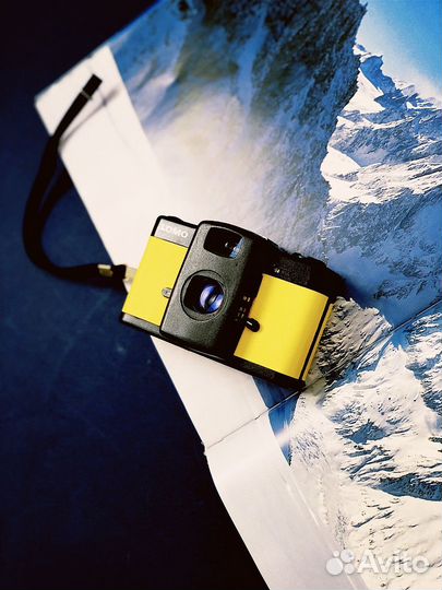 Пленочный фотоаппарат Lomo L-CA yellow