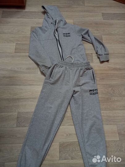 Спортивный костюм для девочки