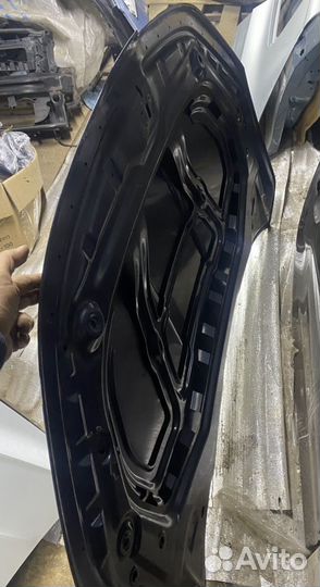Капот Skoda Karog онигинал