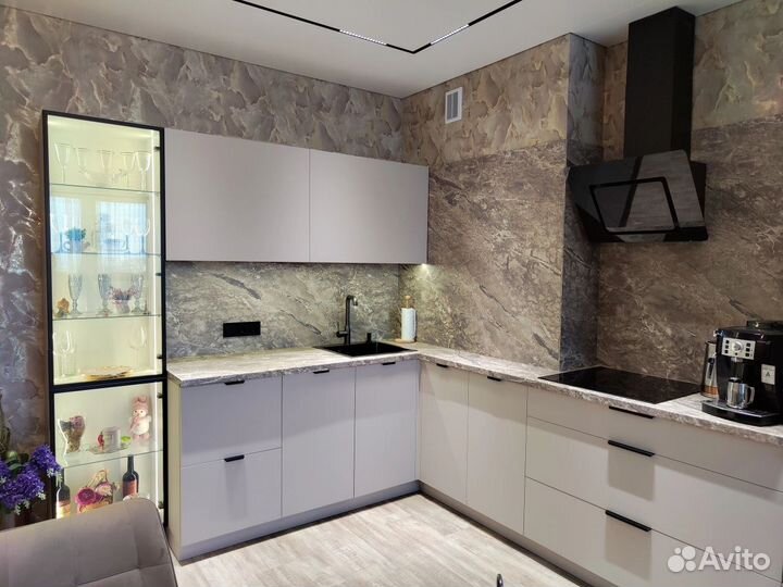 Кухня угловая / замер бесплатно