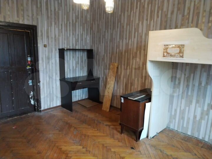 Комната 18 м² в 4-к., 5/5 эт.