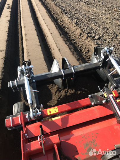 Пленкоукладчик / Грядообразователь FORIGO D35-130, 2023