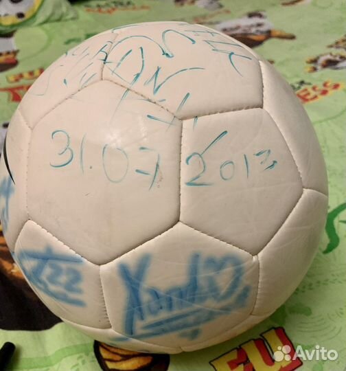 Мяч с автографами футболистов фк Кубань Nike