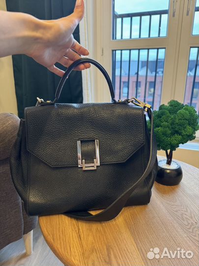 Сумка кожаная coccinelle