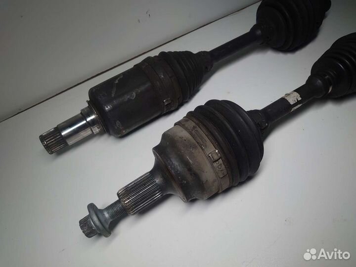 Привод передний левый правый Mercedes Benz