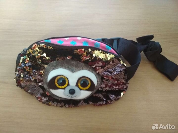 Сумка игрушка на пояс и игрушки