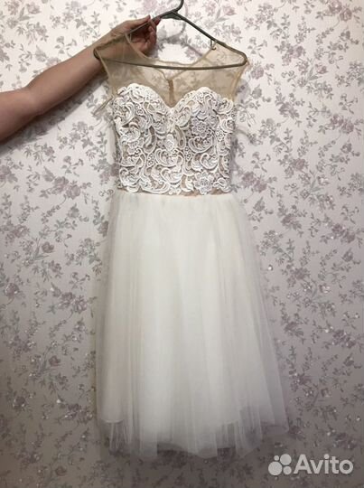 Свадебное/выпускное платье 42-44