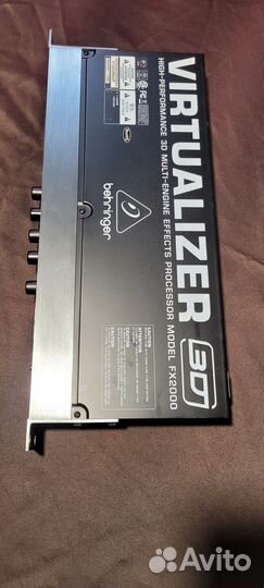 Процессор эффектов Behringer 2000 3DVirtualizer