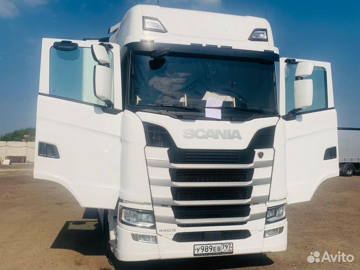 Дальнобойщик на а/м scania
