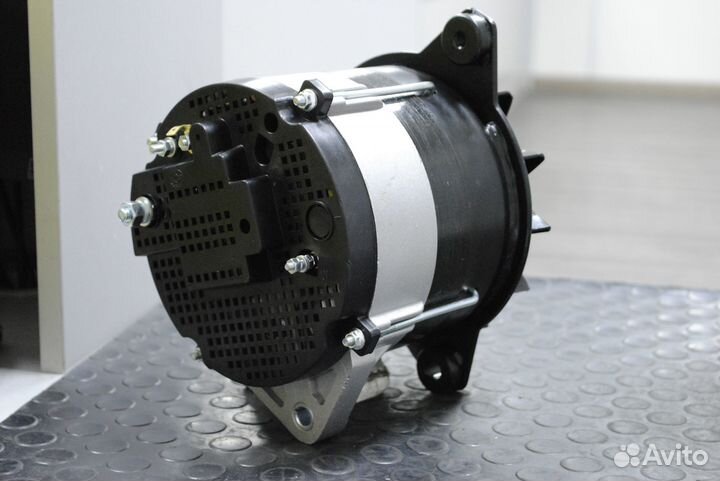 Генератор Камаз с дв. 740 Евро 2, Евро 3 новый 80А