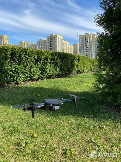 Дрон с камерой E88 Pro / E99 Pro / V4