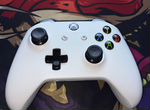 Xbox One controller white 1708