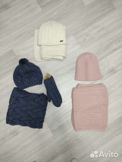 Комплекты (шапка, снуд, варежки)