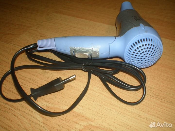 Электрический фен