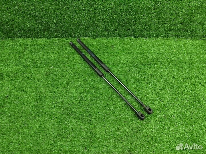 Амортизатор крышки багажника Audi S3 8V A3 8V